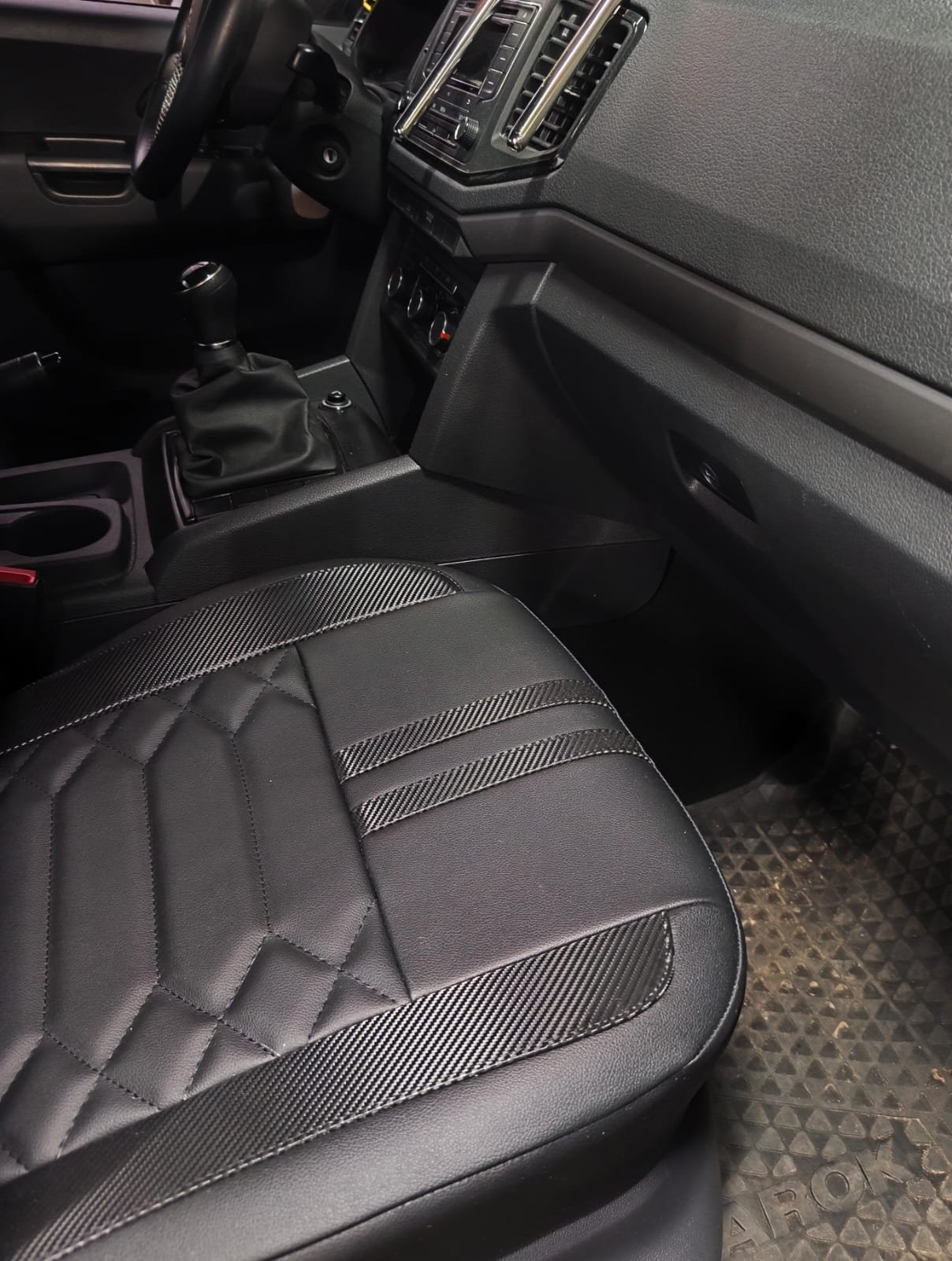 Volkswagen Amarok acabados de primera - Fundas de autos M&H Designs